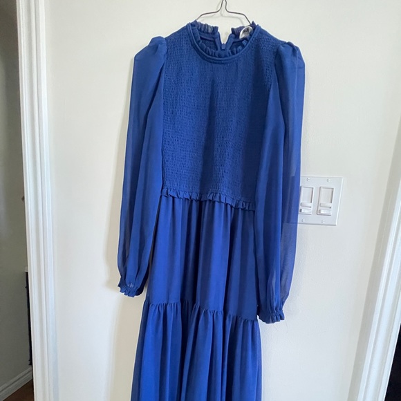 Aritzia Dresses & Skirts - Aritzia Rosslyn dress size XS in cobalt blue